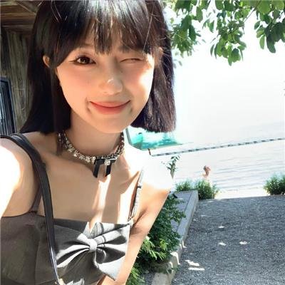 侧颜